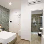 Bed and Breakfast Napoliseason & Breakfast