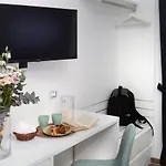 Bed and Breakfast Napoliseason & Breakfast Νάπολη