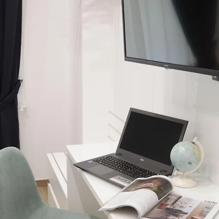 Bed & Breakfast Napoliseason & Breakfast 4*