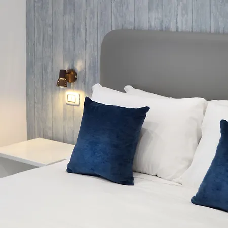 Oda ve Kahvaltı Napoliseason & Breakfast 4*