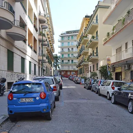 Bed & Breakfast Napoliseason & Breakfast 5*