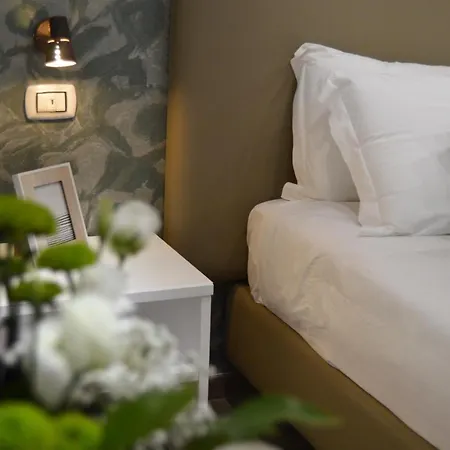 Bed & Breakfast Napoliseason & Breakfast 5*