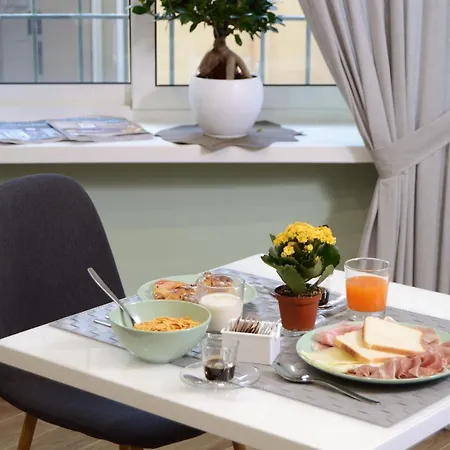 Bed and Breakfast Napoliseason & Breakfast
